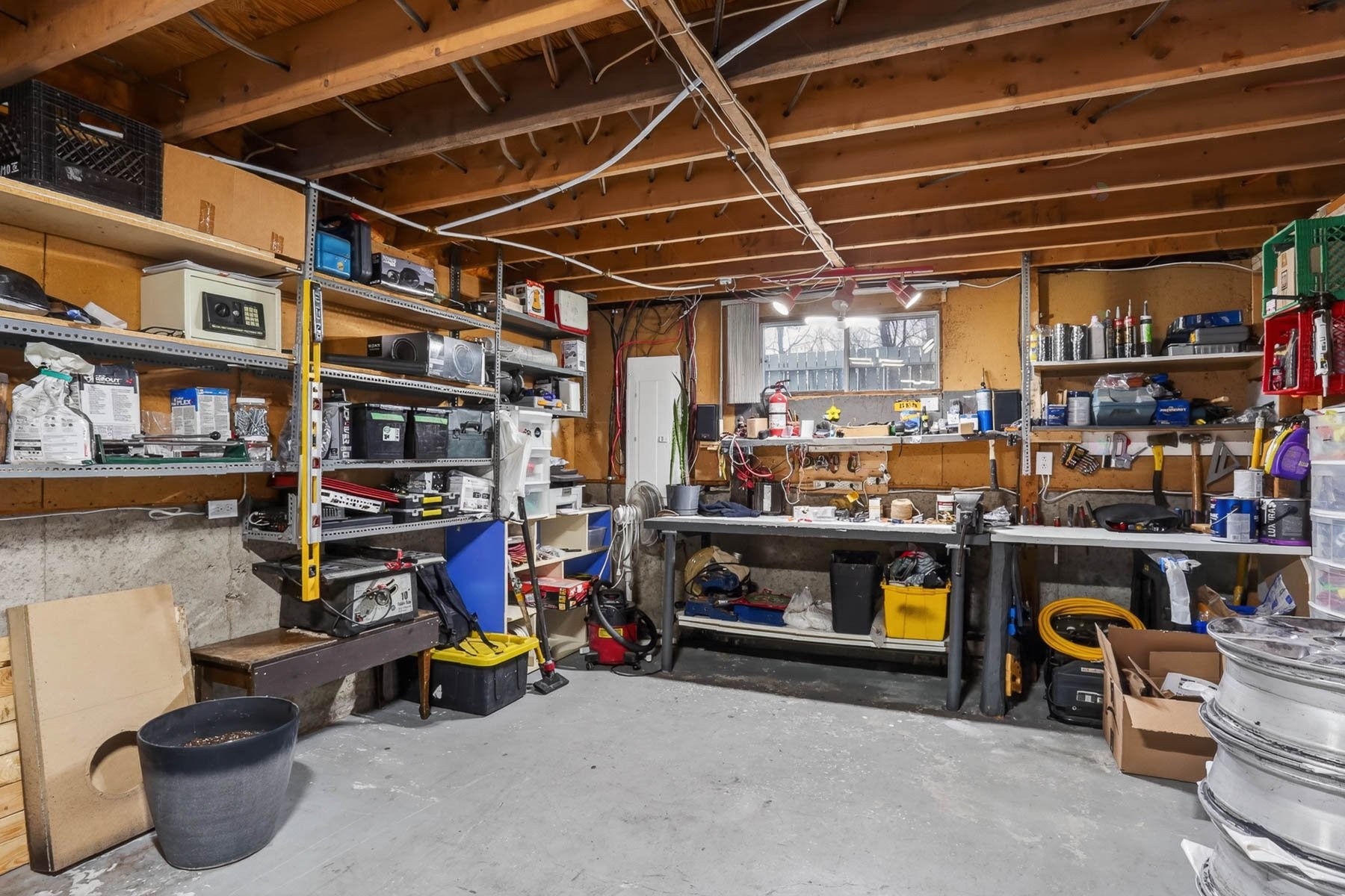 









8313


Av. des Grands-Jardins

,
Shawinigan,




QC
G9N7H6

