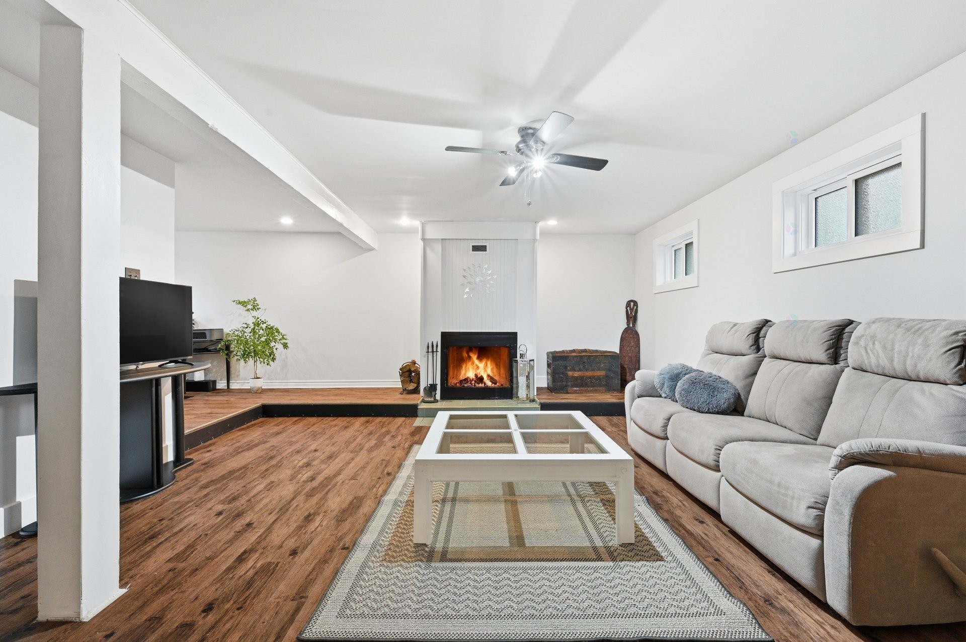 









943


Rue Rabelais

,
Mont-Saint-Hilaire,




QC
J3H4T9

