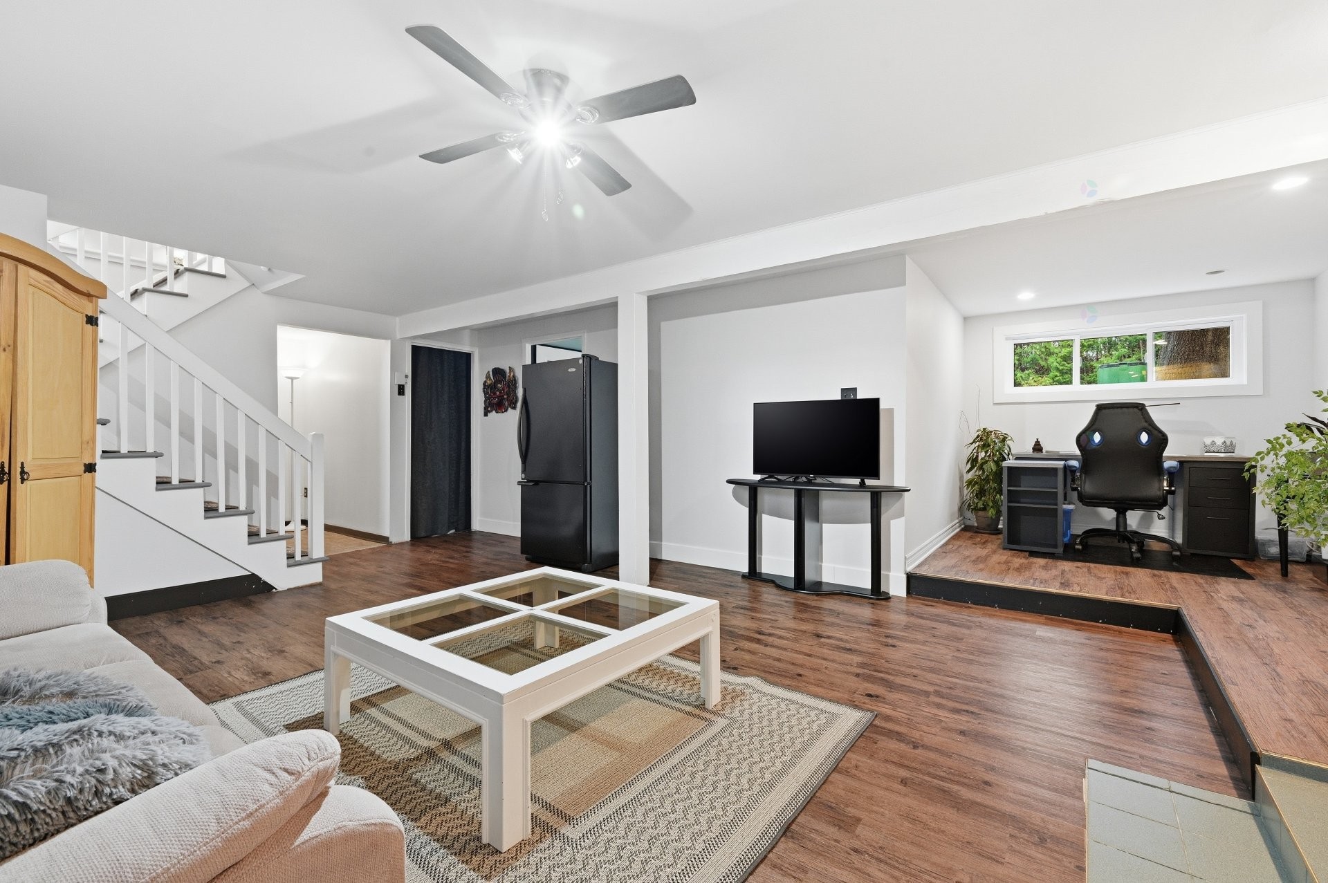 









943


Rue Rabelais

,
Mont-Saint-Hilaire,




QC
J3H4T9

