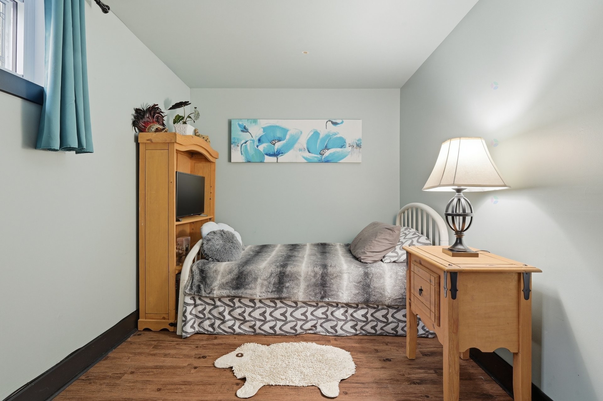 









943


Rue Rabelais

,
Mont-Saint-Hilaire,




QC
J3H4T9

