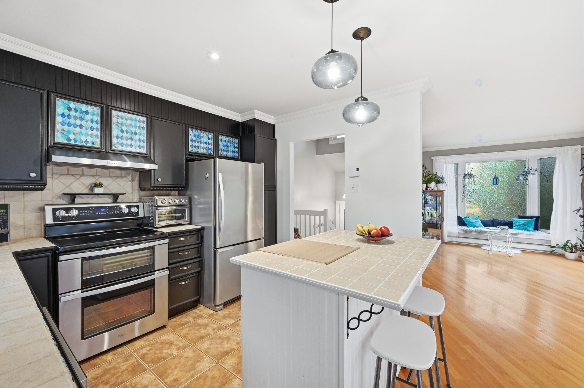 









943


Rue Rabelais

,
Mont-Saint-Hilaire,




QC
J3H4T9

