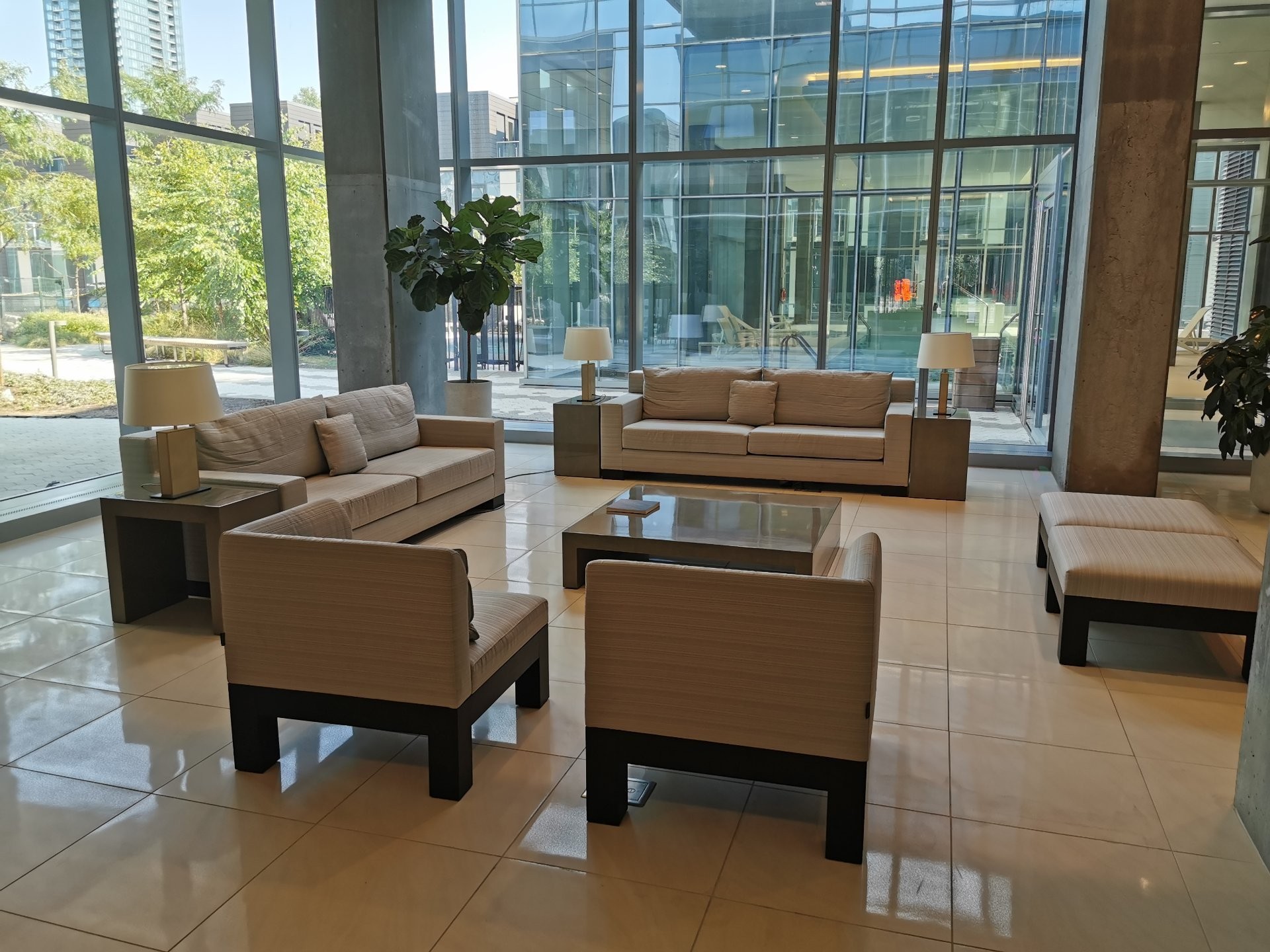 









1450


Boul. René-Lévesque O.

, 2006,
Montréal (Ville-Marie),




QC
H3G0E1

