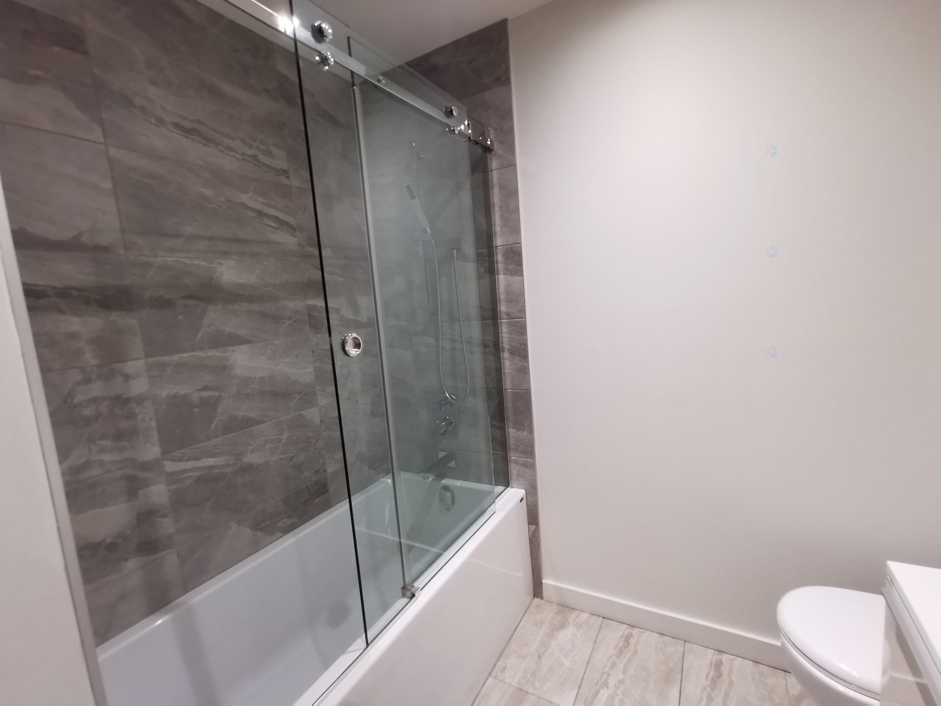 









1450


Boul. René-Lévesque O.

, 2006,
Montréal (Ville-Marie),




QC
H3G0E1

