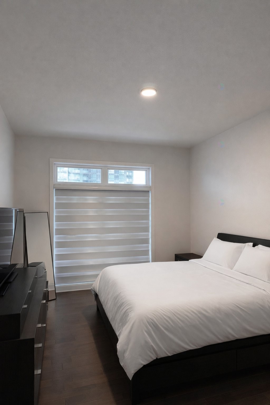 









2160


Av. Terry-Fox

, PH02,
Laval (Chomedey),




QC
H7T3B7

