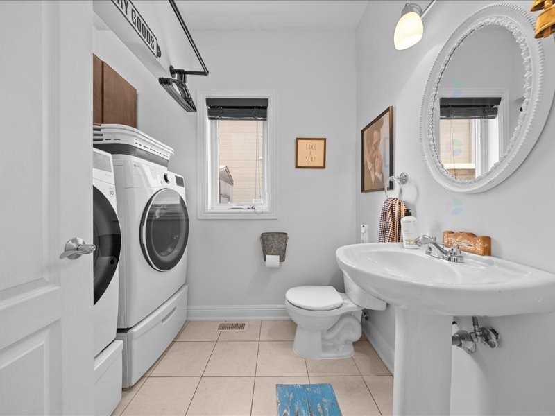 









624


Av. des Tilleuls

,
Gatineau (Aylmer),




QC
J8Z1V3

