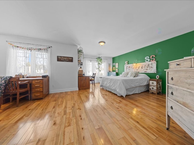 









624


Av. des Tilleuls

,
Gatineau (Aylmer),




QC
J8Z1V3

