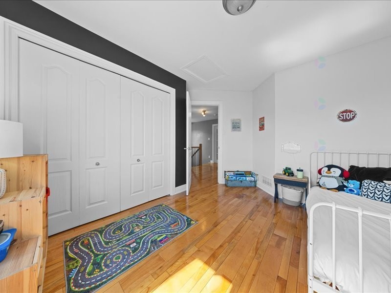 









624


Av. des Tilleuls

,
Gatineau (Aylmer),




QC
J8Z1V3


