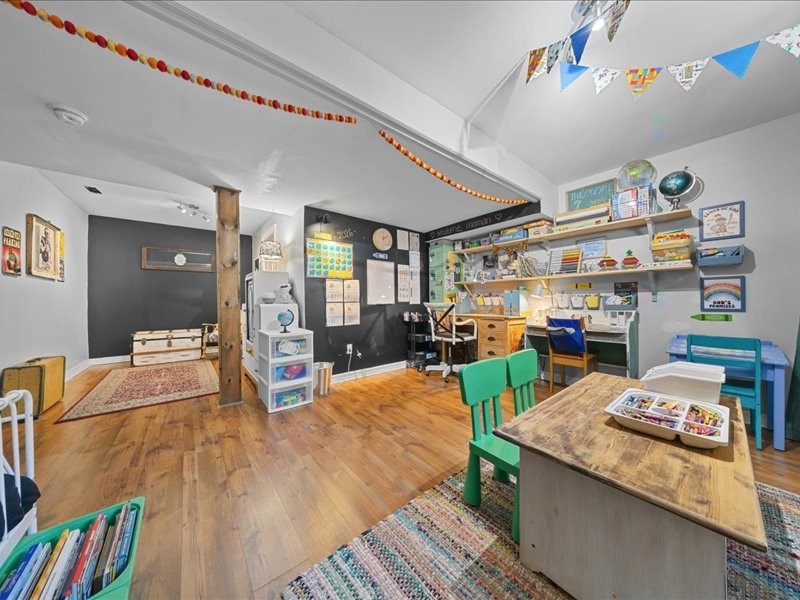 









624


Av. des Tilleuls

,
Gatineau (Aylmer),




QC
J8Z1V3


