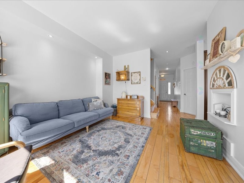 









624


Av. des Tilleuls

,
Gatineau (Aylmer),




QC
J8Z1V3

