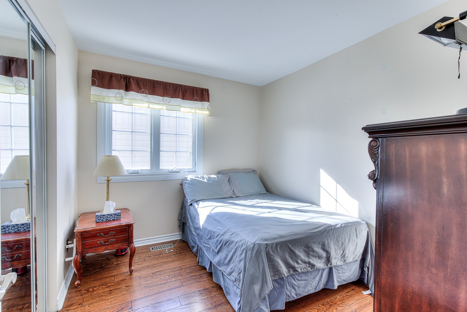 









3660


Rue Isabelle

,
Laval (Fabreville),




QC
H7P4Z6

