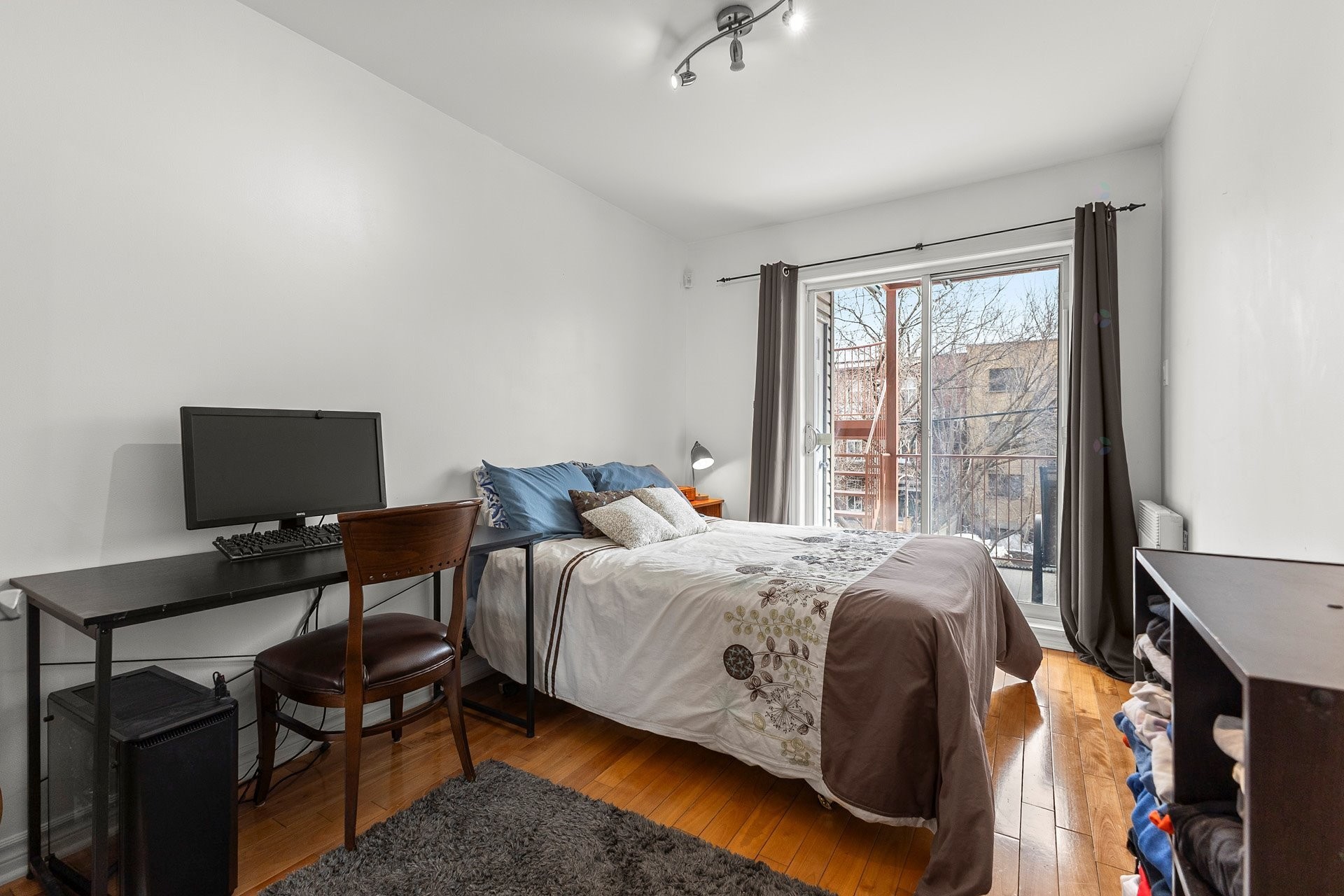 









3964


Rue Bannantyne

, 201,
Montréal (Verdun/Île-des-Soeurs),




QC
H4G1C1

