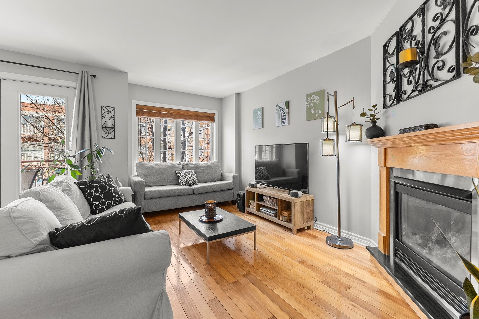 









3964


Rue Bannantyne

, 201,
Montréal (Verdun/Île-des-Soeurs),




QC
H4G1C1

