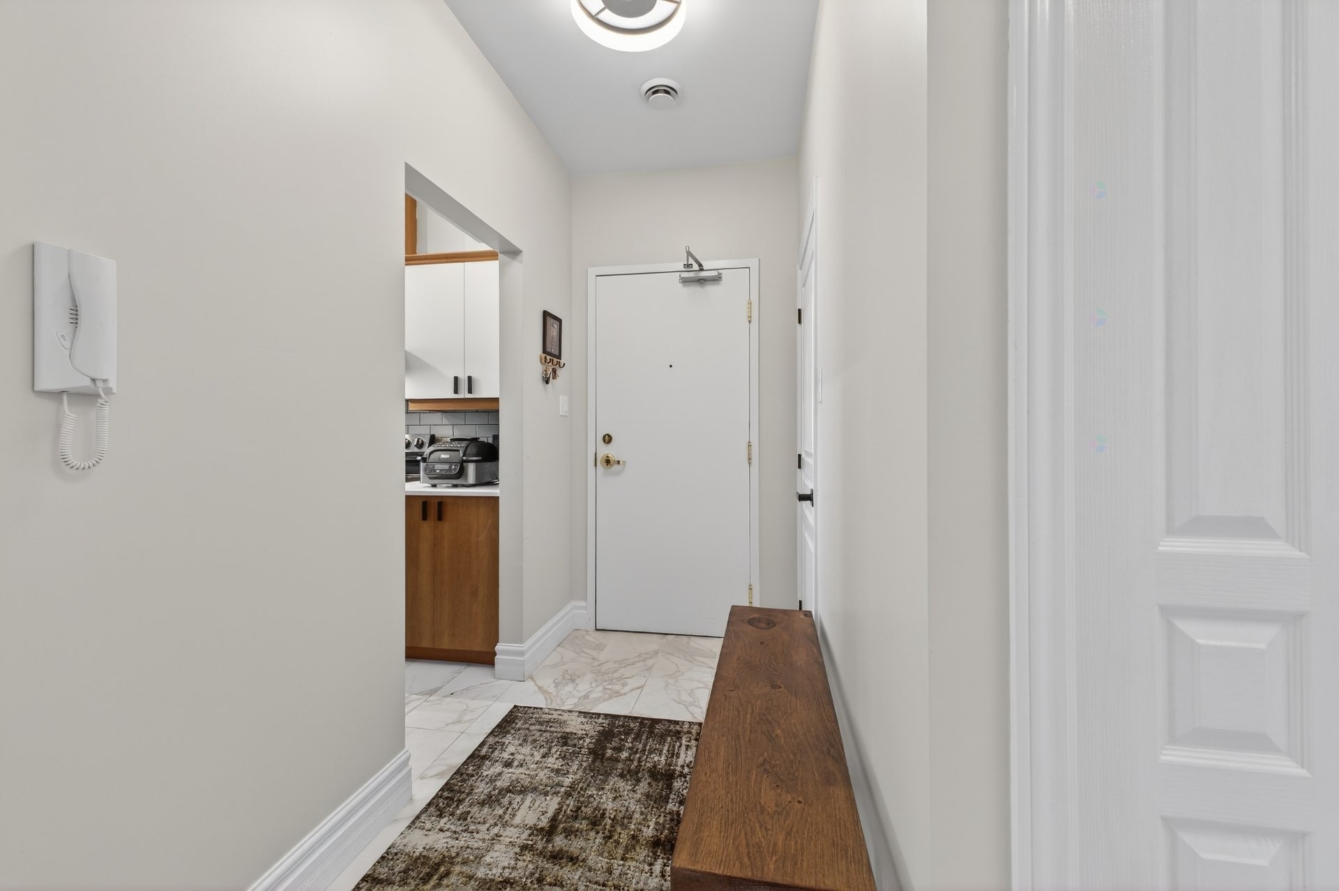 









2293


Rue Racine

, 402,
Longueuil (Saint-Hubert),




QC
J3Y0B6

