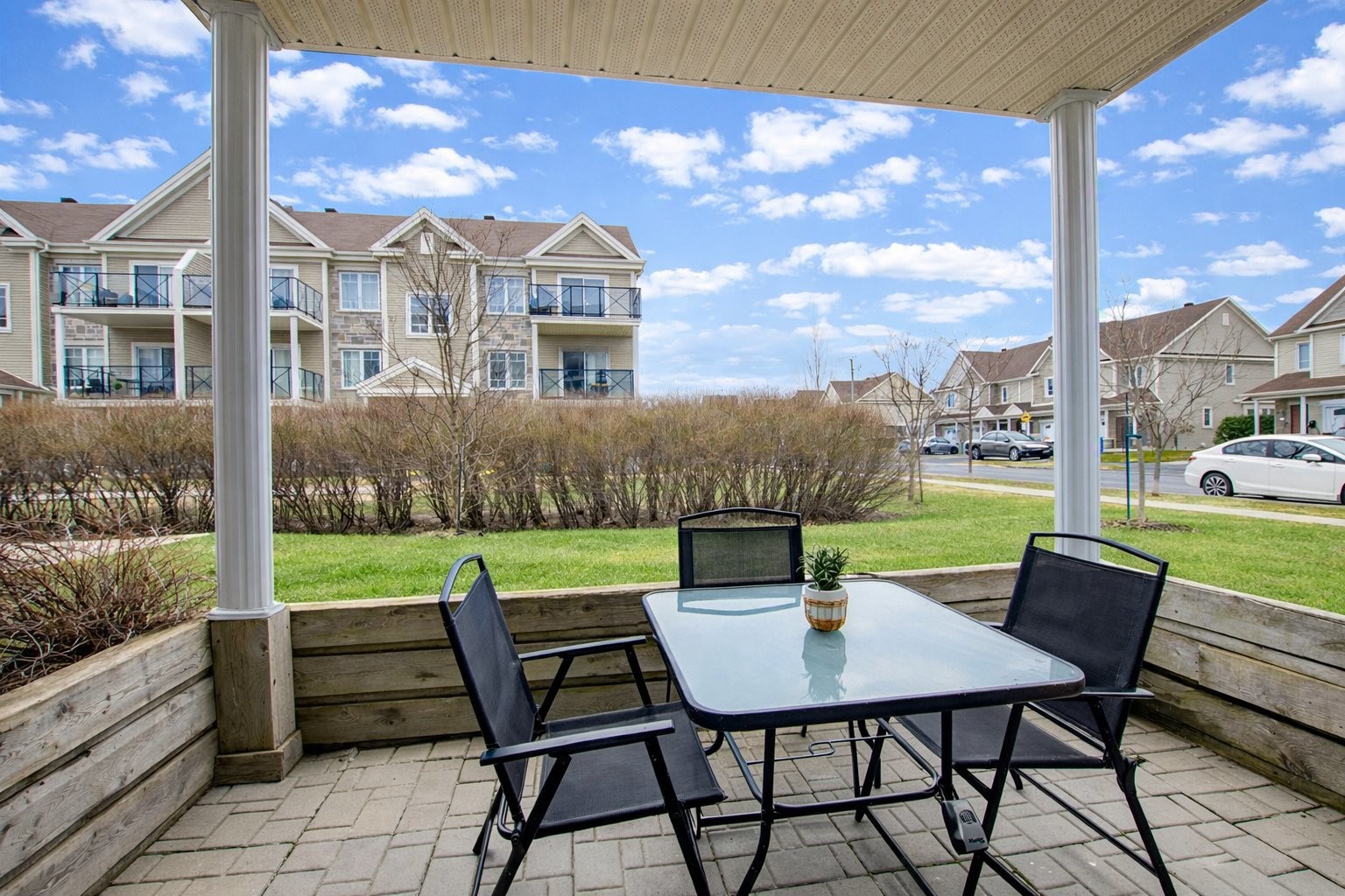 









115


Rue Joseph-Bresse

, 1,
Chambly,




QC
J3L0W9

