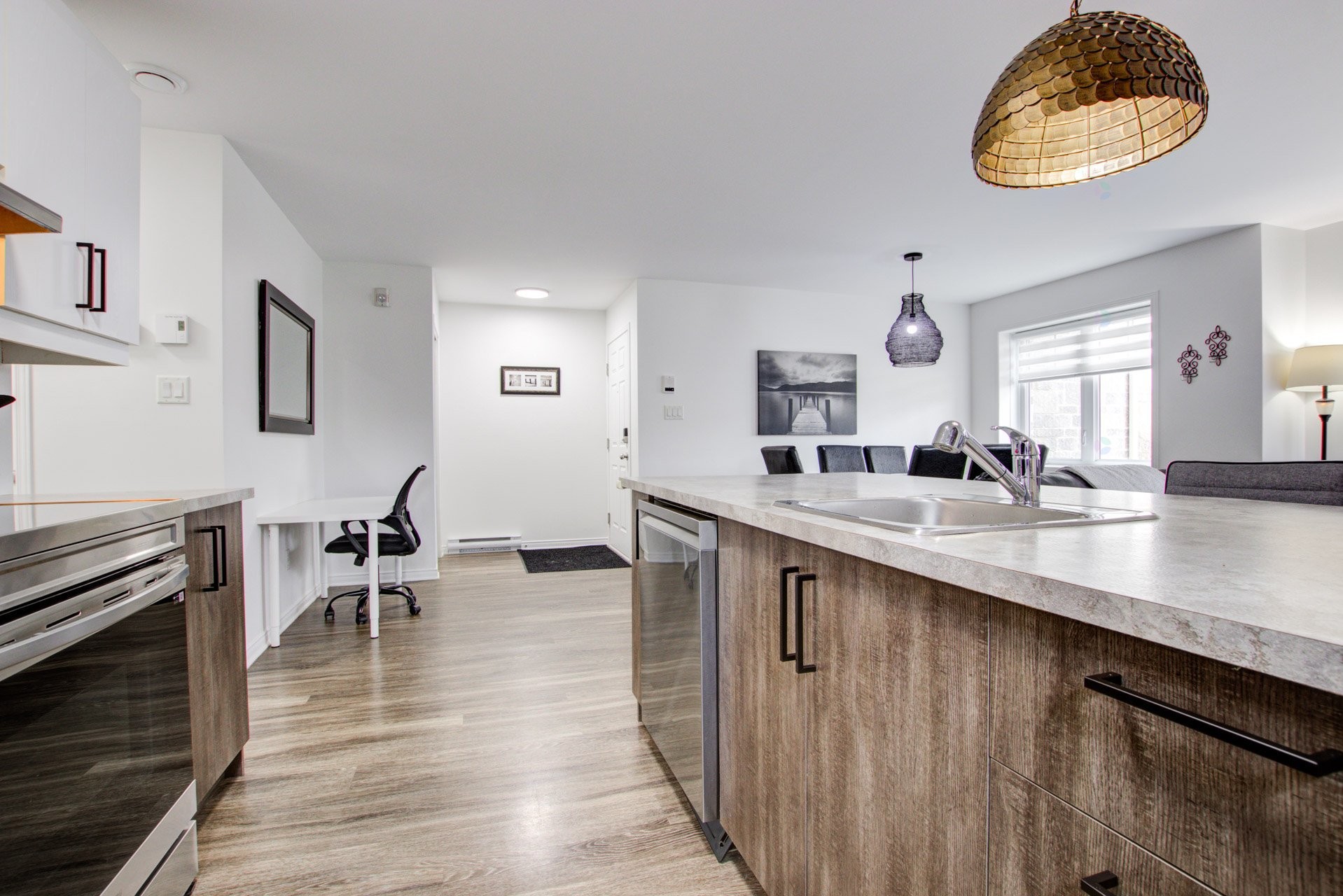 









115


Rue Joseph-Bresse

, 1,
Chambly,




QC
J3L0W9

