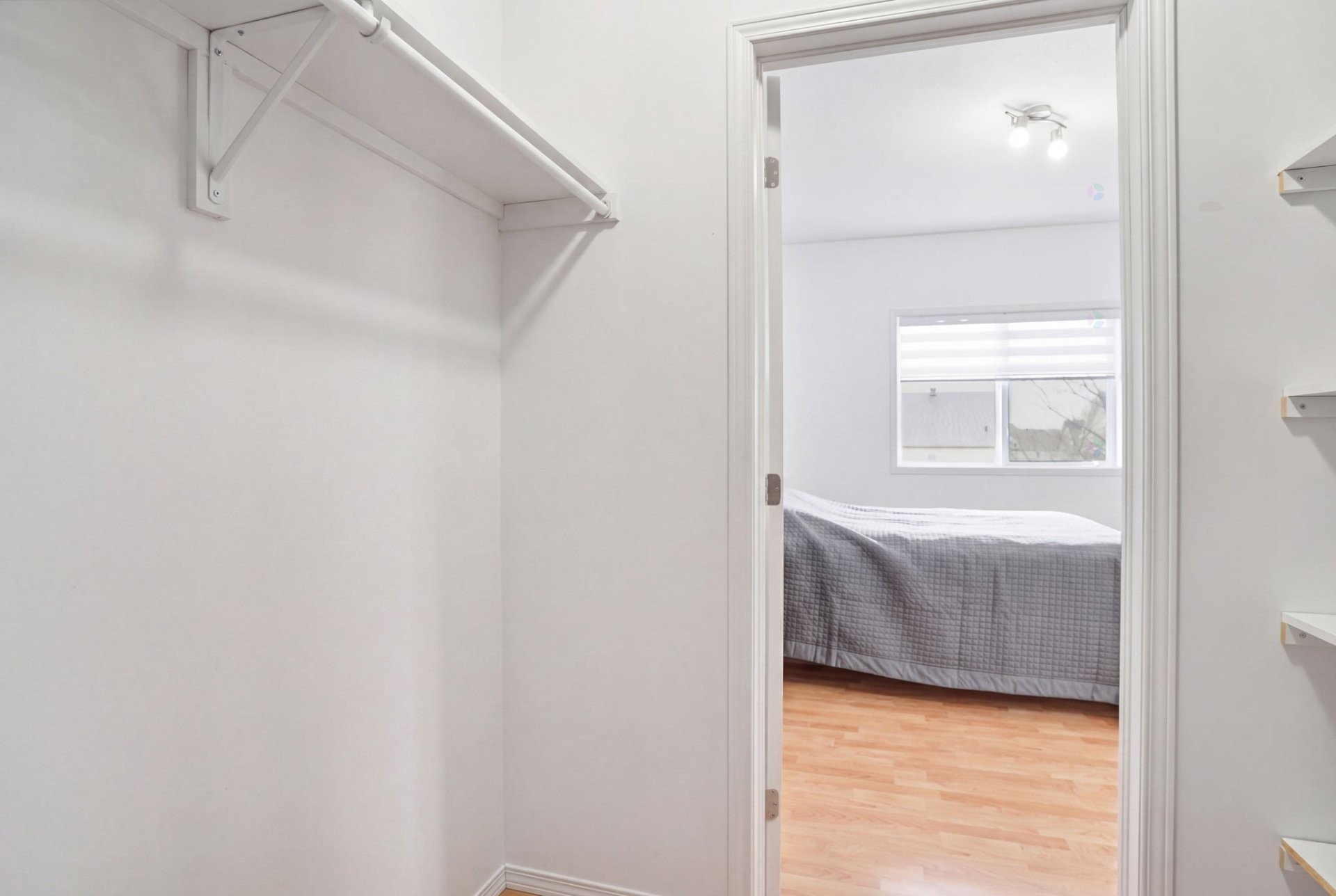 









320


Boul. du Plateau

, 3,
Gatineau (Hull),




QC
J9J0C8

