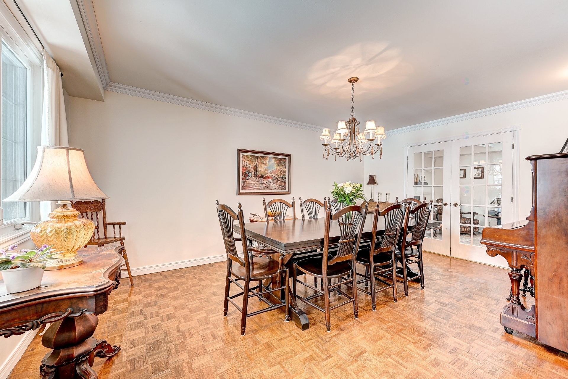 









8255


Rue Racine

,
Brossard,




QC
J4X1T9

