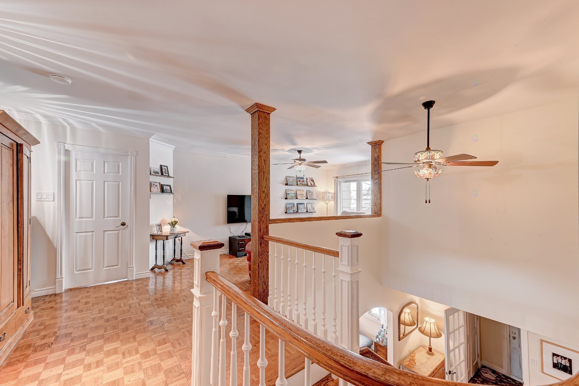 









8255


Rue Racine

,
Brossard,




QC
J4X1T9

