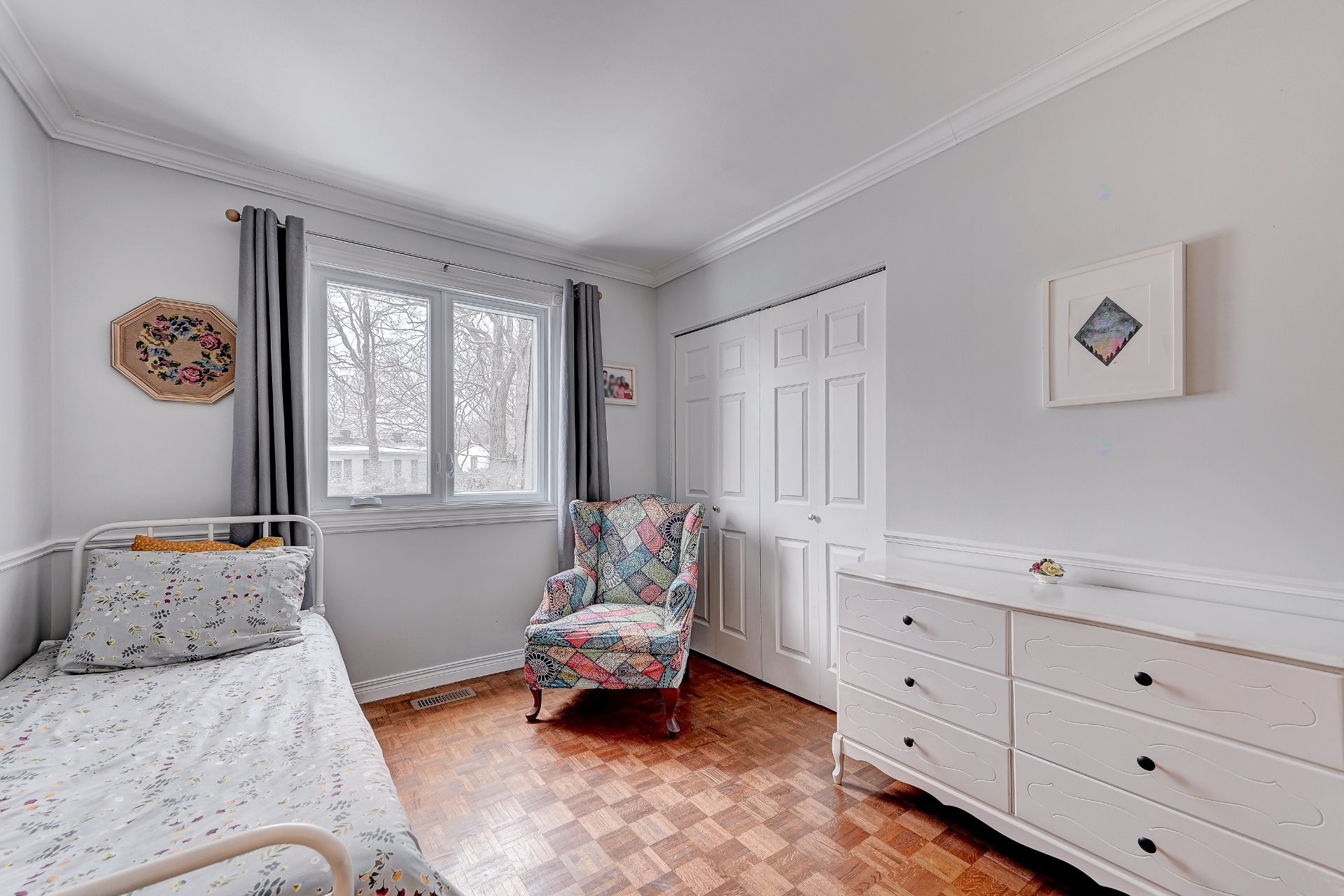 









8255


Rue Racine

,
Brossard,




QC
J4X1T9

