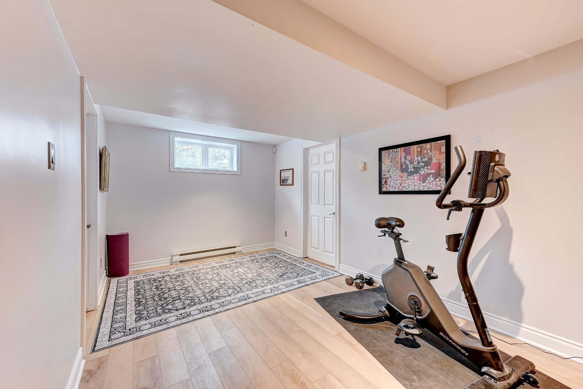 









8255


Rue Racine

,
Brossard,




QC
J4X1T9

