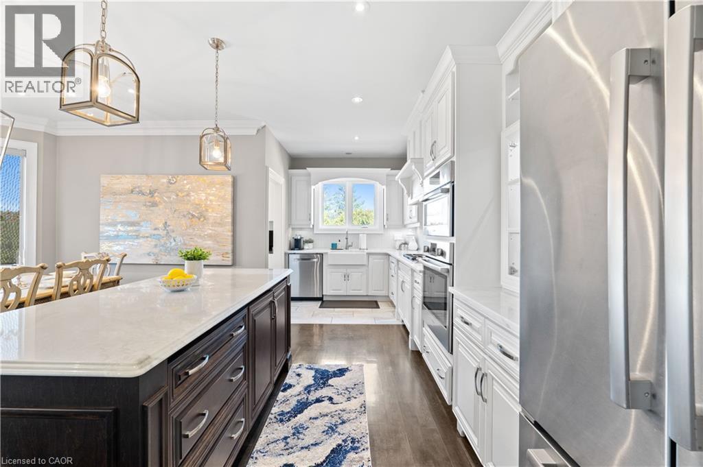 












211 LEWIS Road

,
Stoney Creek,




Ontario
L8E5G7

