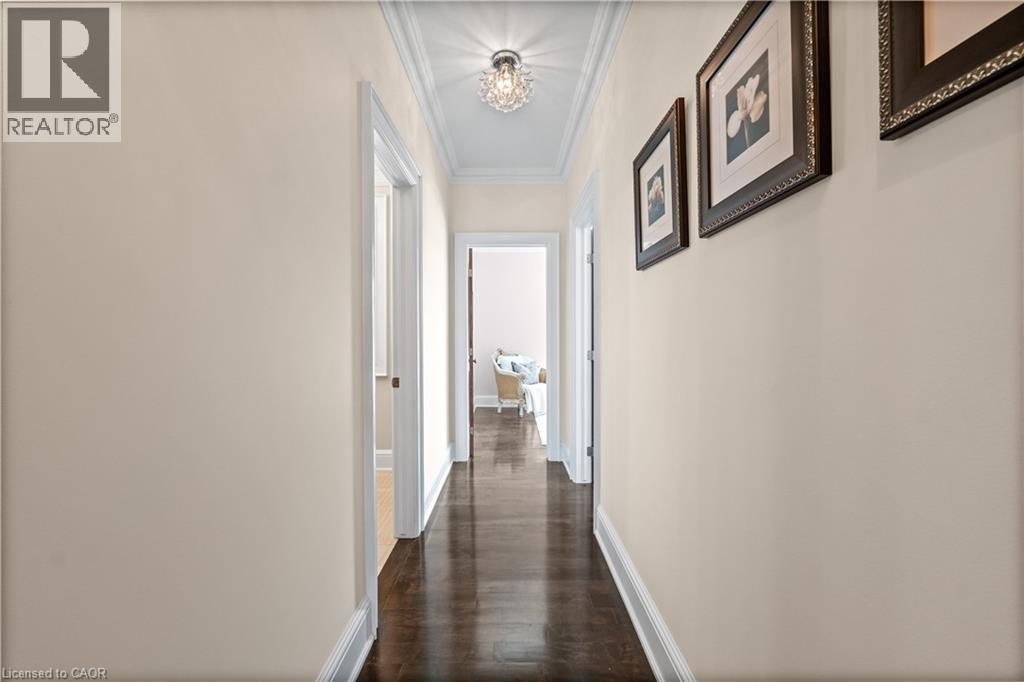 












211 LEWIS Road

,
Stoney Creek,




Ontario
L8E5G7

