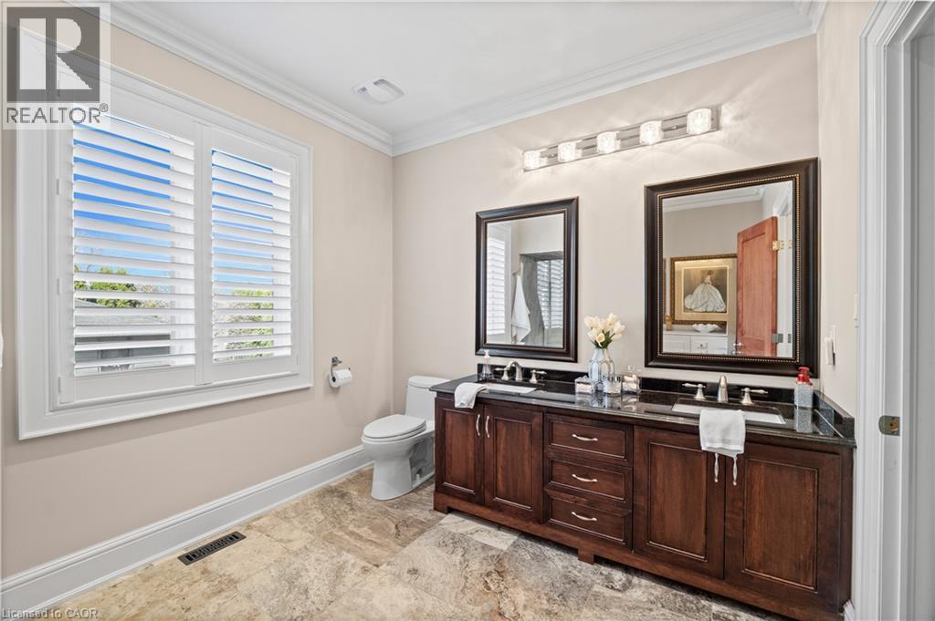 












211 LEWIS Road

,
Stoney Creek,




Ontario
L8E5G7

