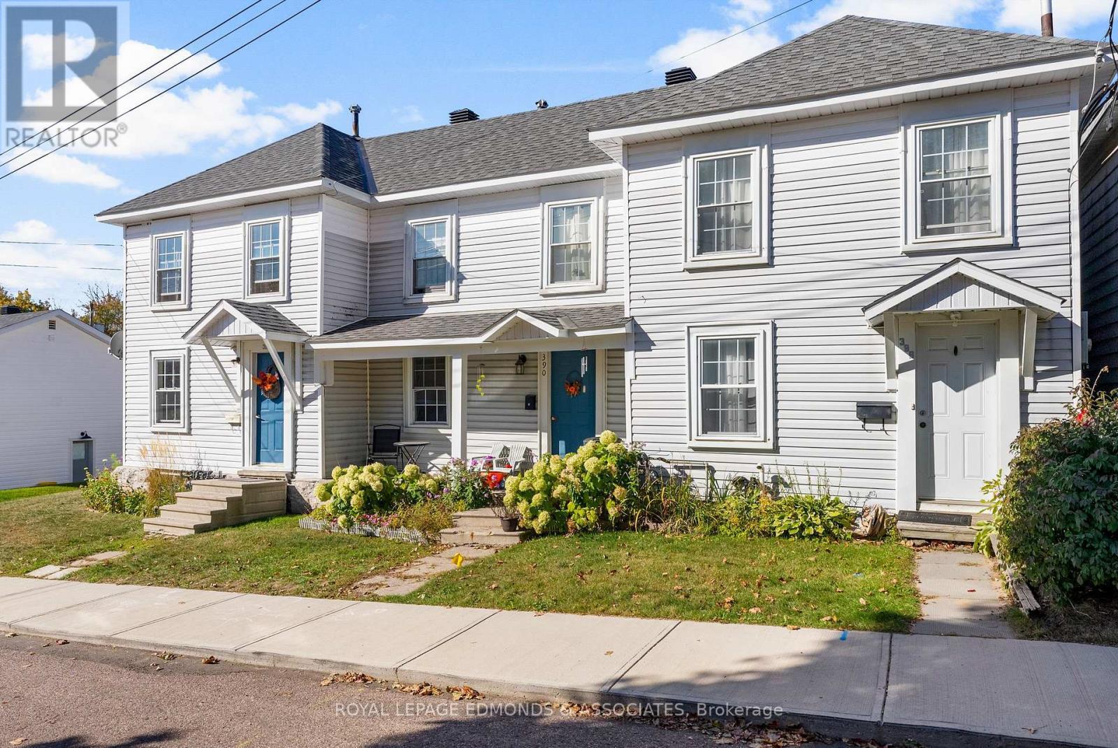 












388 MURRAY STREET

,
Pembroke,




Ontario
K8A4P4

