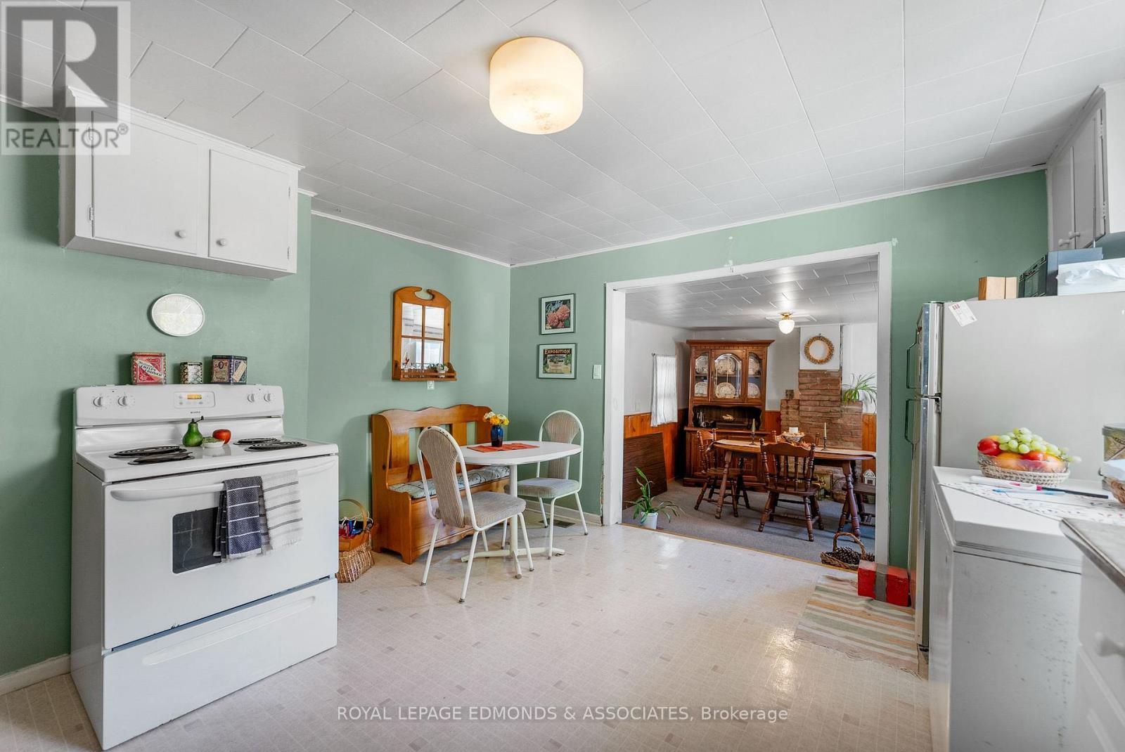 












388 MURRAY STREET

,
Pembroke,




Ontario
K8A4P4

