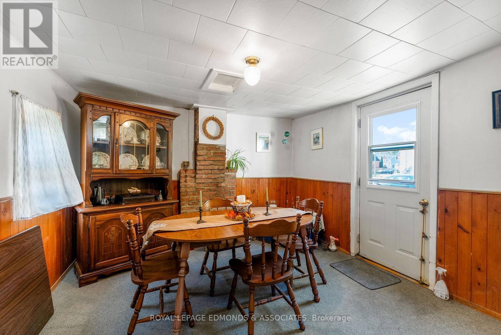 












388 MURRAY STREET

,
Pembroke,




Ontario
K8A4P4

