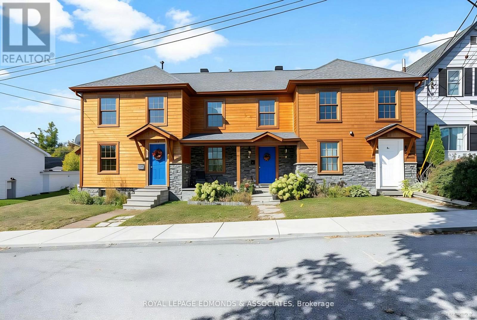 












388 MURRAY STREET

,
Pembroke,




Ontario
K8A4P4

