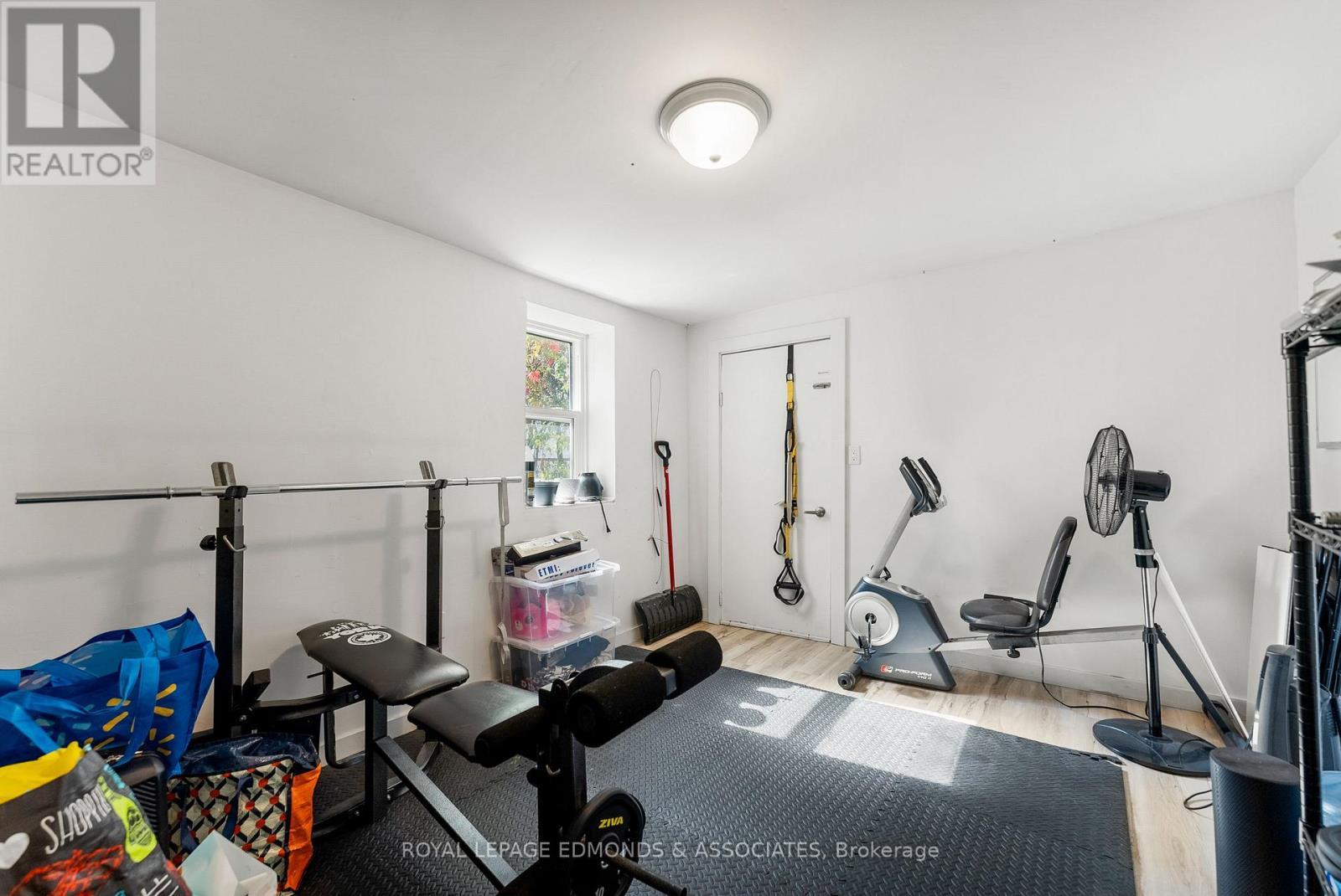 












388 MURRAY STREET

,
Pembroke,




Ontario
K8A4P4

