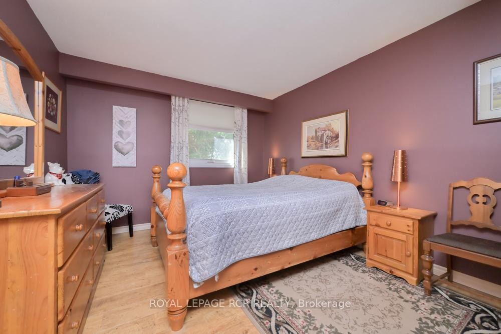 









73


Dufferin

Street,
Orangeville,




ON
L9W 4E8

