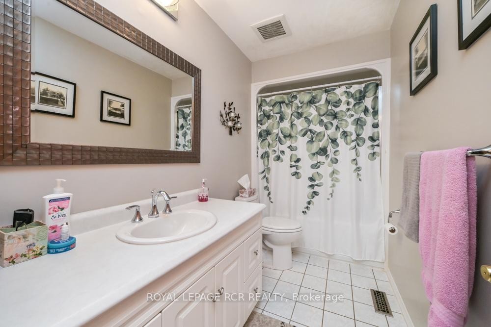 









73


Dufferin

Street,
Orangeville,




ON
L9W 4E8

