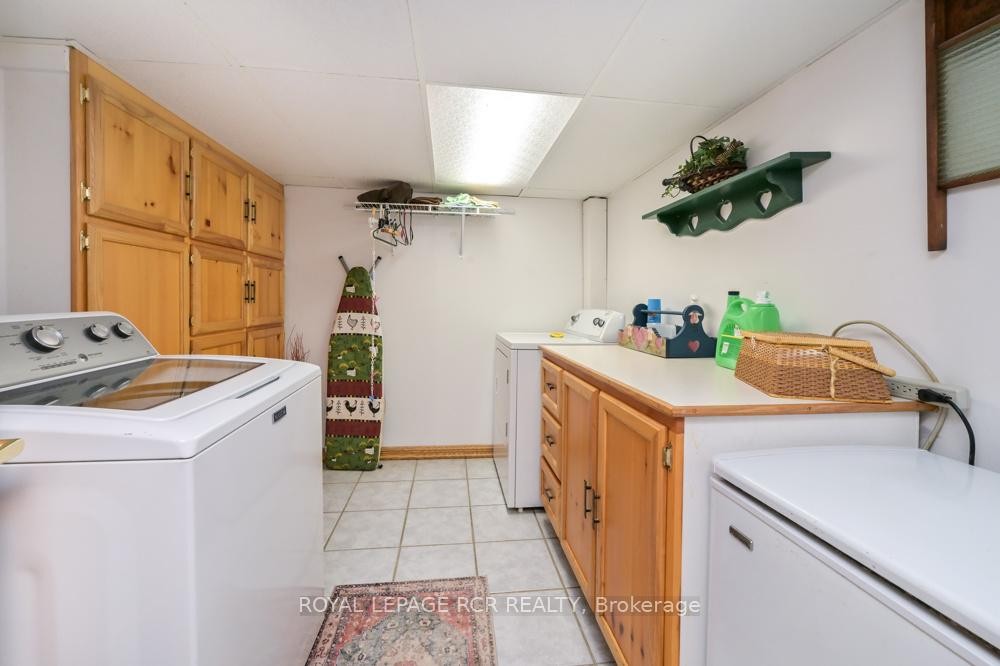 









73


Dufferin

Street,
Orangeville,




ON
L9W 4E8

