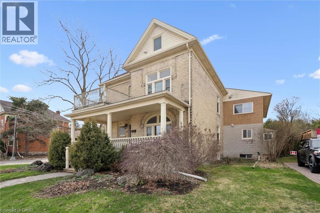 












16 HAMPTON Street

,
Elmira,




Ontario
N3B1X9

