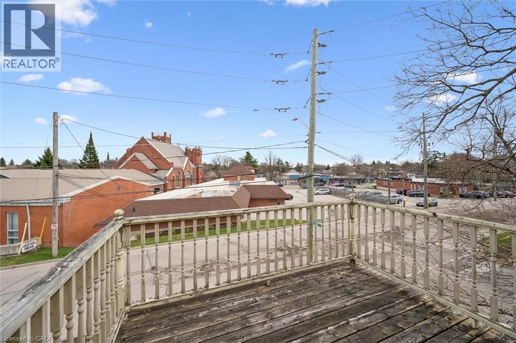 












16 HAMPTON Street

,
Elmira,




Ontario
N3B1X9

