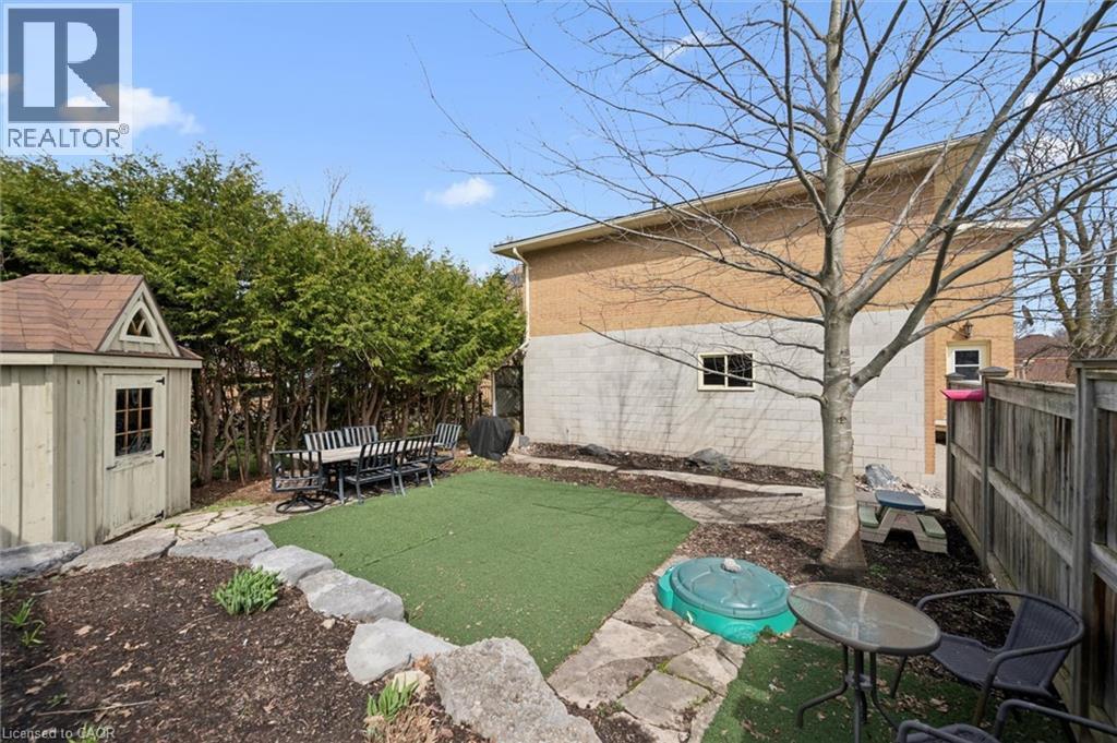 












16 HAMPTON Street

,
Elmira,




Ontario
N3B1X9

