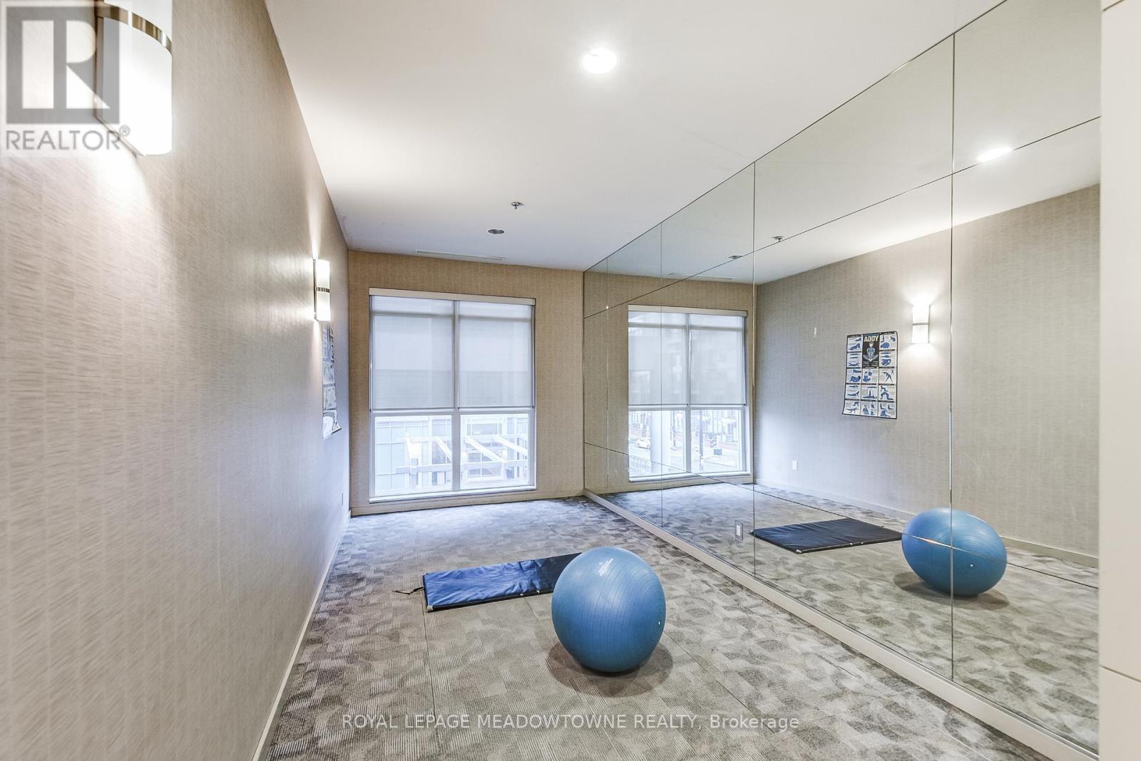 












909 - 70 TOWN CENTRE COURT

,
Toronto,




Ontario
M1P0B2

