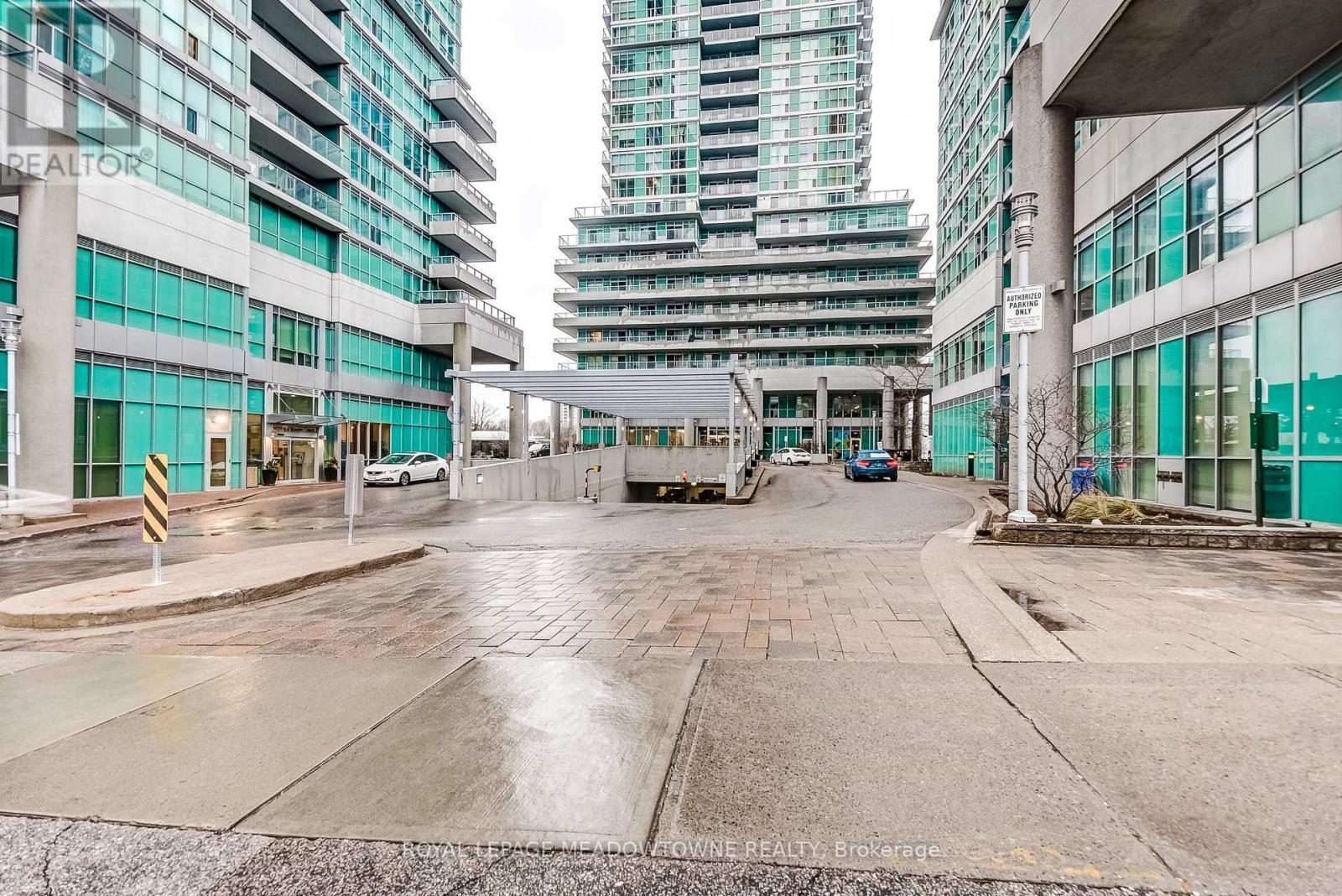 












909 - 70 TOWN CENTRE COURT

,
Toronto,




Ontario
M1P0B2

