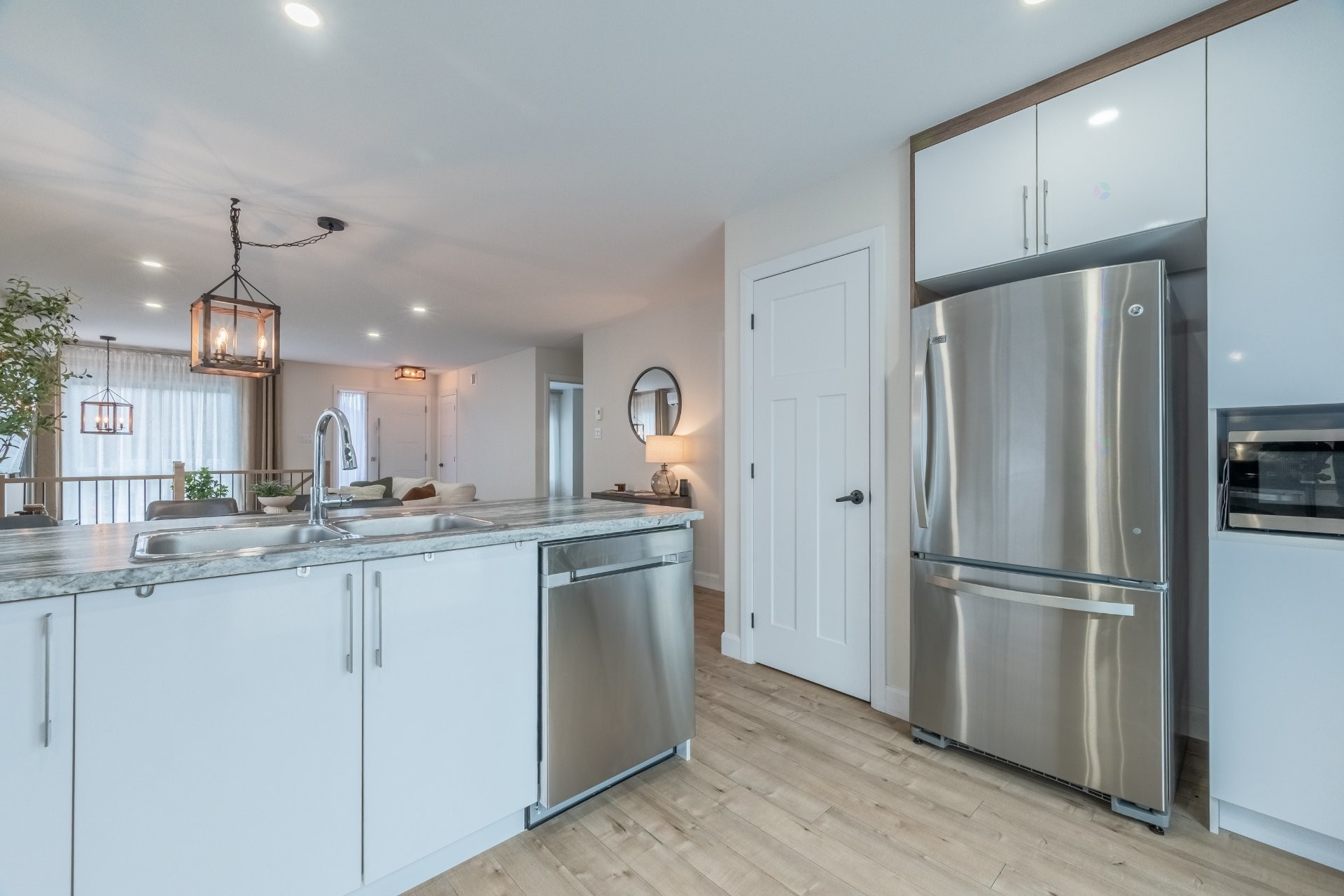 









106


Rue Arthur-Villeneuve

,
Cowansville,




QC
J2K0L8

