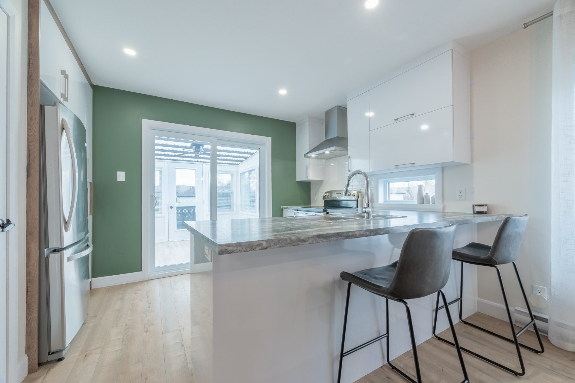 









106


Rue Arthur-Villeneuve

,
Cowansville,




QC
J2K0L8

