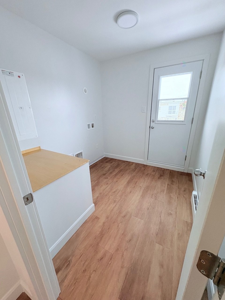 









7935


Rue Bonnier

,
Montréal (LaSalle),




QC
H8P1V7

