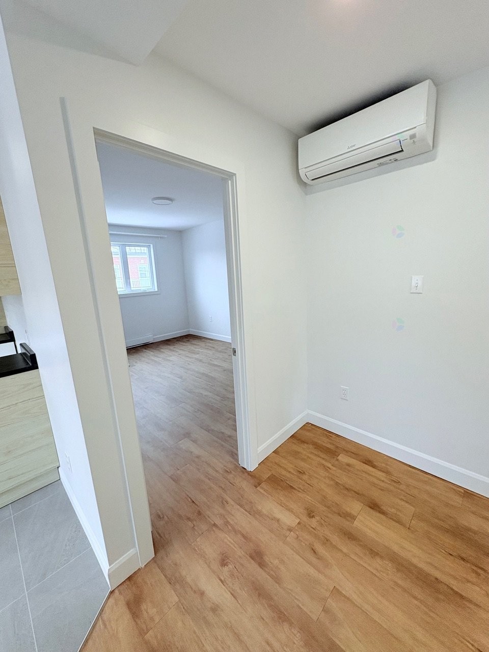 









7935


Rue Bonnier

,
Montréal (LaSalle),




QC
H8P1V7

