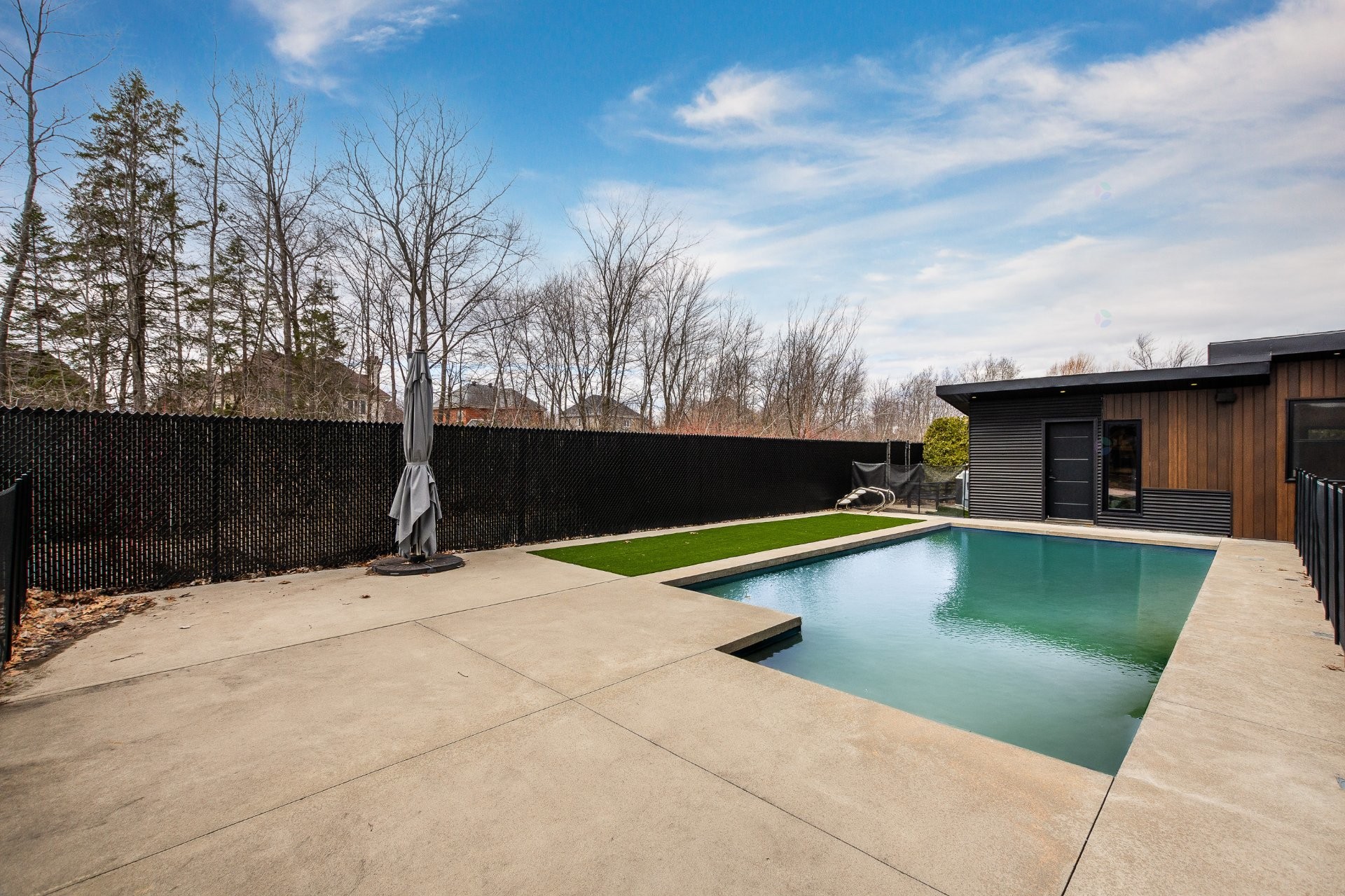 









86


Rue de l'Oiselet

,
Carignan,




QC
J3L7C3

