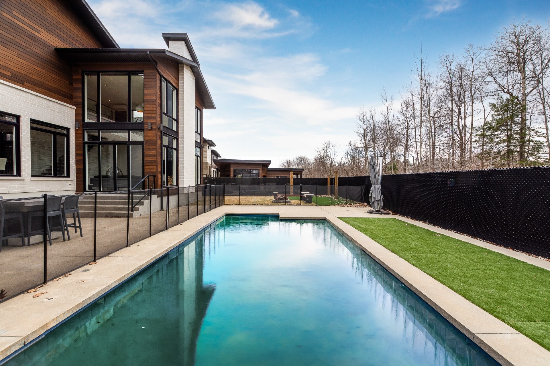 









86


Rue de l'Oiselet

,
Carignan,




QC
J3L7C3

