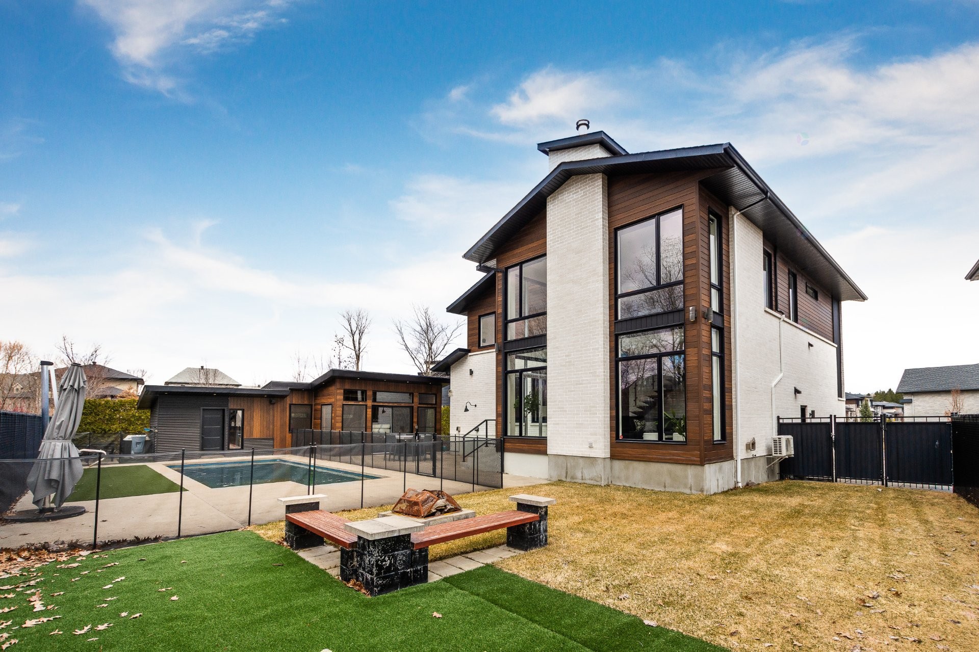 









86


Rue de l'Oiselet

,
Carignan,




QC
J3L7C3

