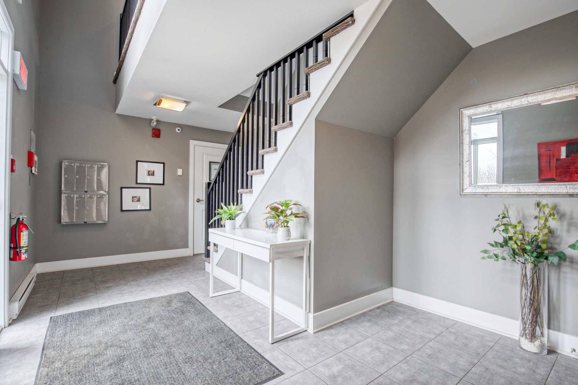 









822


Rue des Sureaux

, 5,
Boucherville,




QC
J4B0H8

