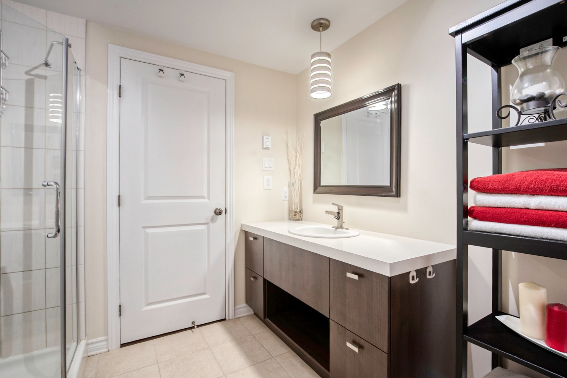 









822


Rue des Sureaux

, 5,
Boucherville,




QC
J4B0H8

