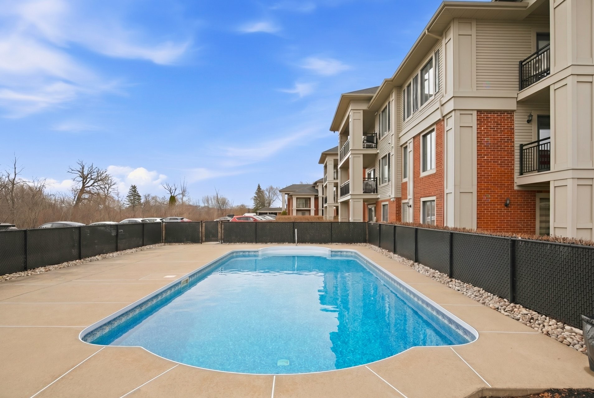 









822


Rue des Sureaux

, 5,
Boucherville,




QC
J4B0H8

